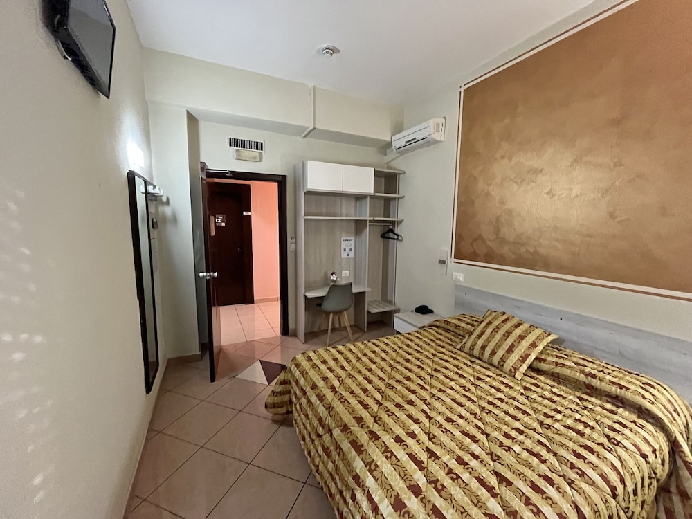 

Napoli - Maremma, Toscana - HOTEL IL PARCO - Parking Free & Restaurant - Hotel