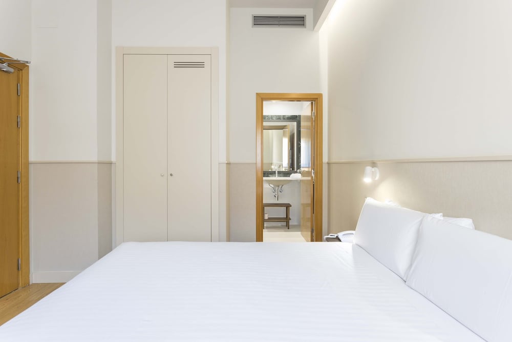 

Milano - Tarrasa - Hotel Terrassa Confort