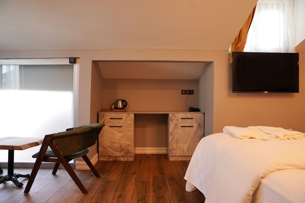 

Bari - Beylikduzu - GreenWich Hotel