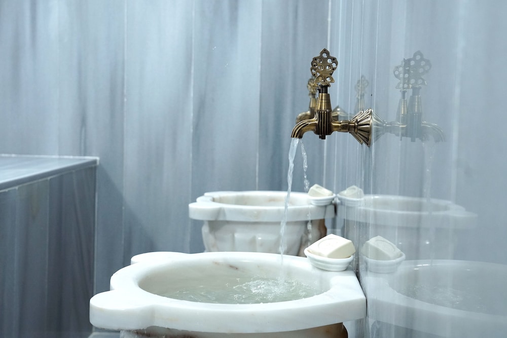 

Roma - Esenyurt - Greenwich Istanbul Hotel