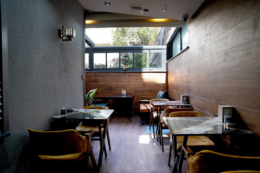 

Milano - Esenyurt - GreenWich Hotel