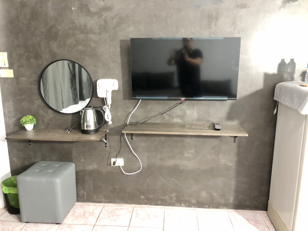 

Bari - Bang Tao Beach - Benjamin Resort