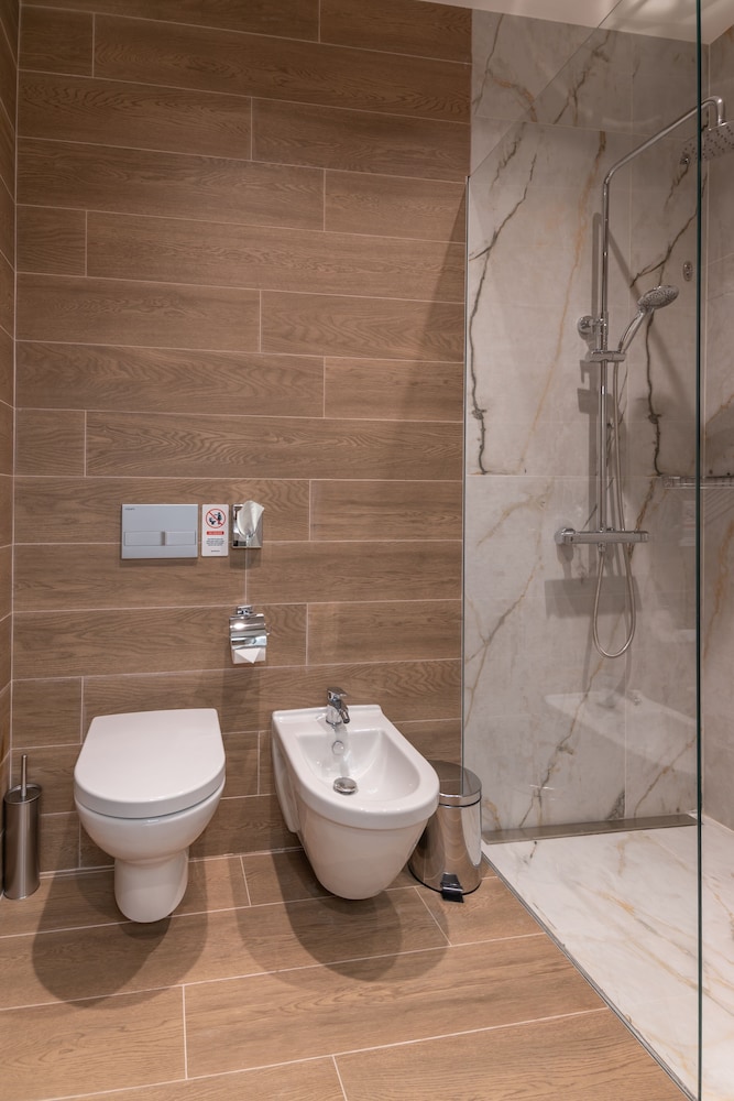 

Milano - Yerevan - Hayasa Hotel Yerevan