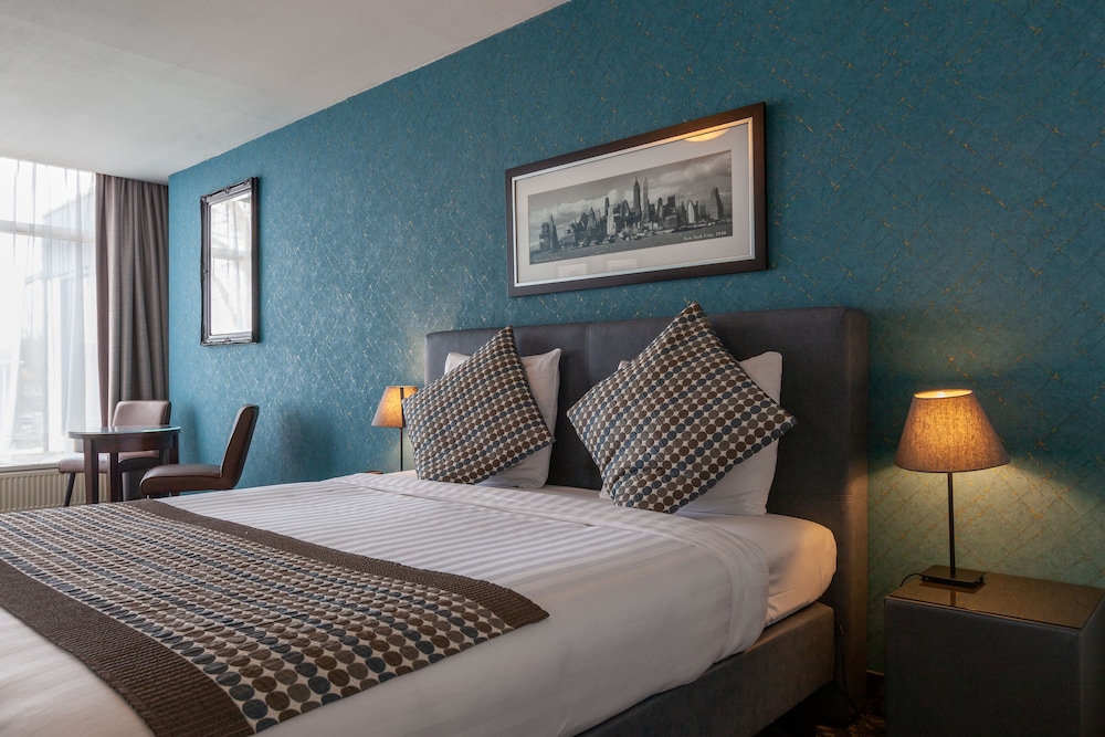 

Torino - Vinkeveen - Amsterdam Hotel Uithoorn