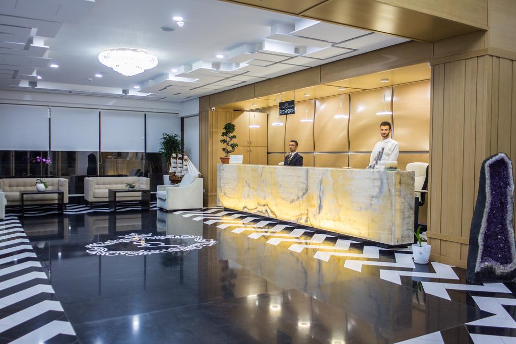 

Milano - Riviera Albanese - Santa Quaranta Premium Resort