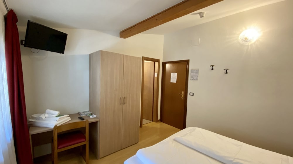 

Lamezia Terme - Pinzolo - Casteluce Hotel Funivie