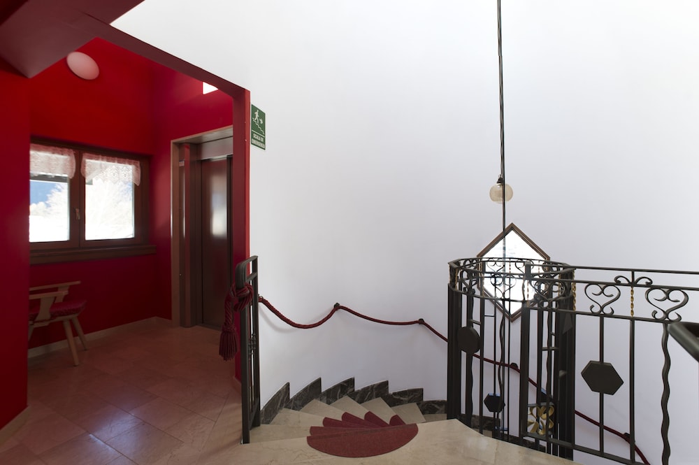 

Roma - Pinzolo - Casteluce Hotel Funivie