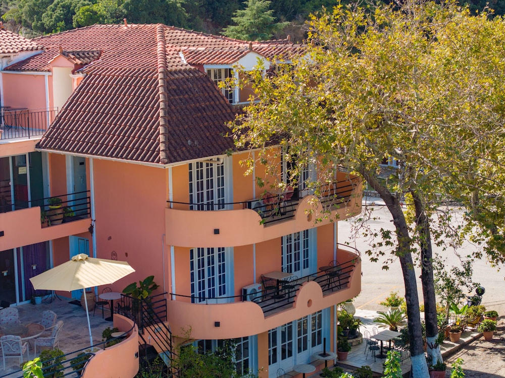 

Milano - Skala-Cefalonia - Odysseus Palace