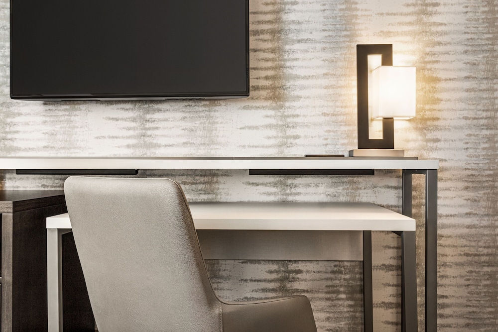 

Milano - Jamaica (NY) - Residence Inn by Marriott New York JFK Airport
