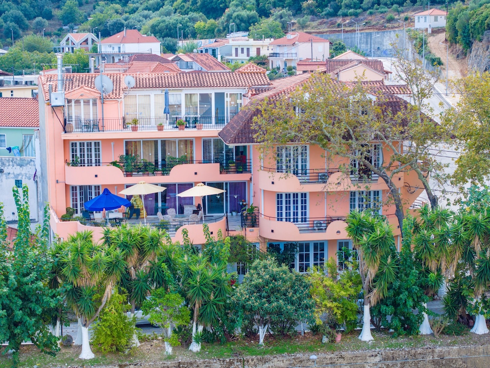 

Venezia - Skala-Cefalonia - Odysseus Palace