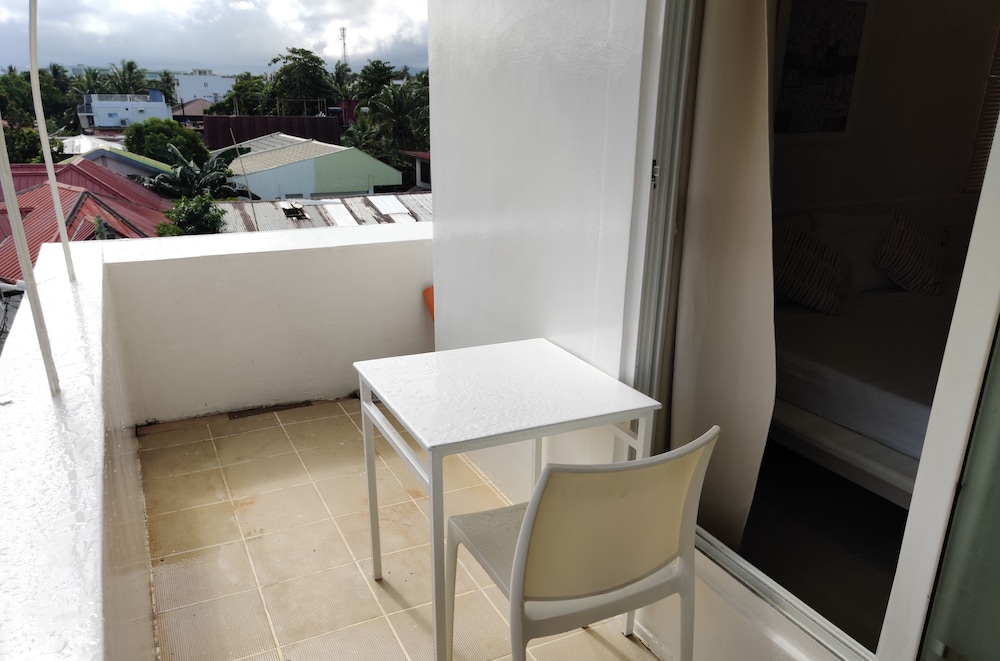 

Milano - Boracay - Mecasa Hotel