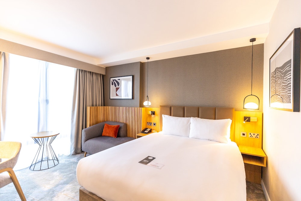 

Roma - Crawley - Crowne Plaza London - Gatwick Airport