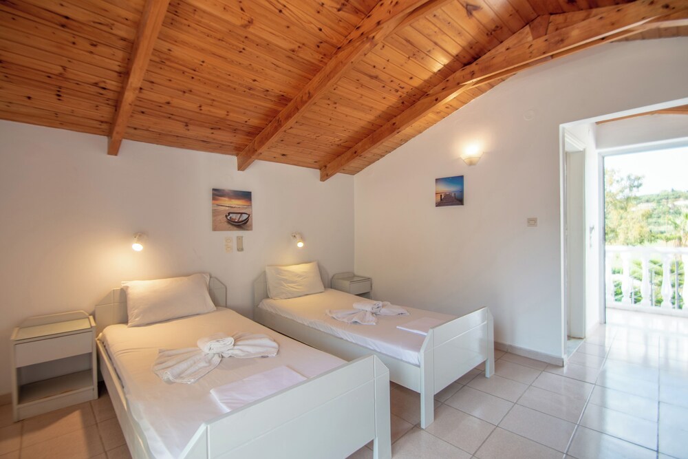 

Venezia - Keri - Markella Holiday Resort by "elite