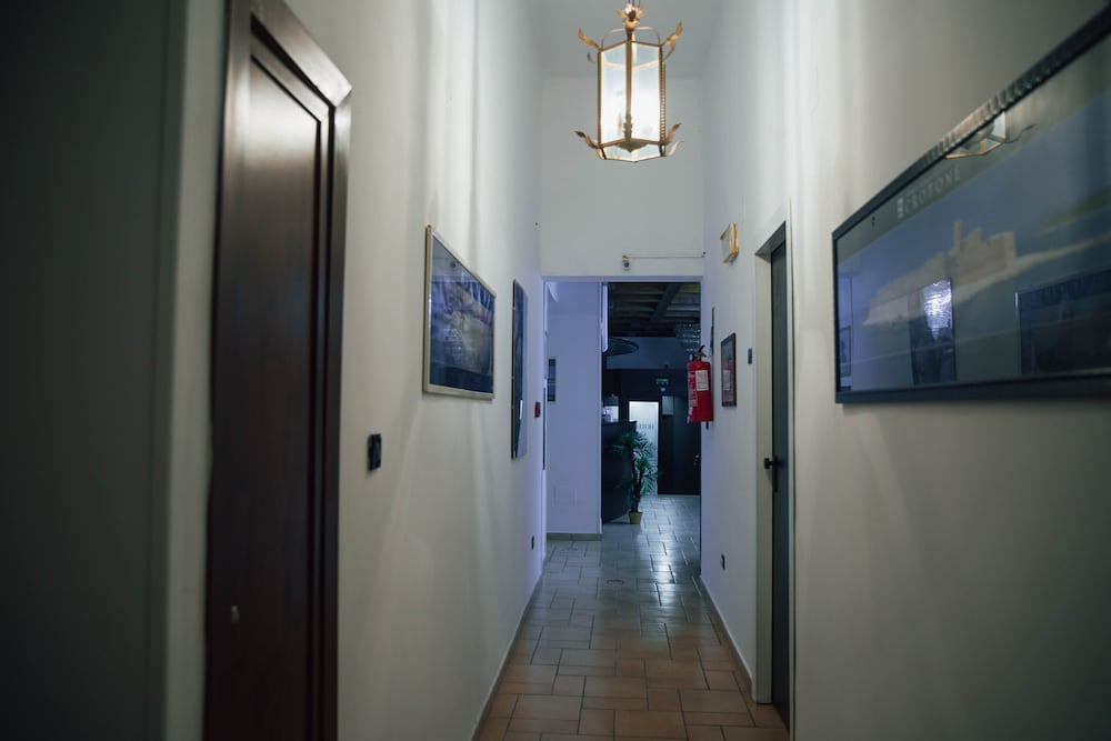 

Bologna - Crotone - Rooms & B&B