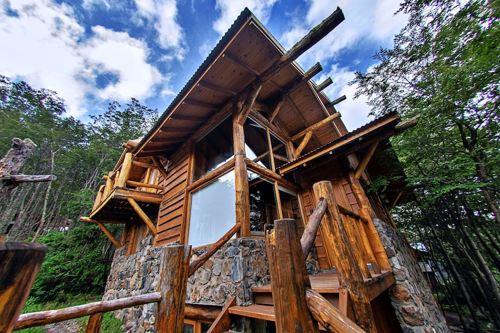 

Milano - Ushuaia - Patagonia Villa Lodge