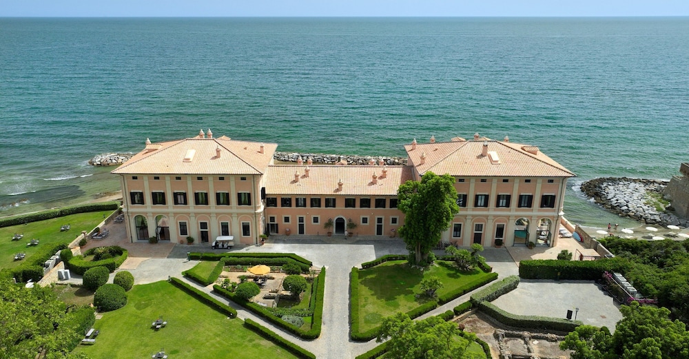 

Catania - Ladispoli - La Posta Vecchia Hotel
