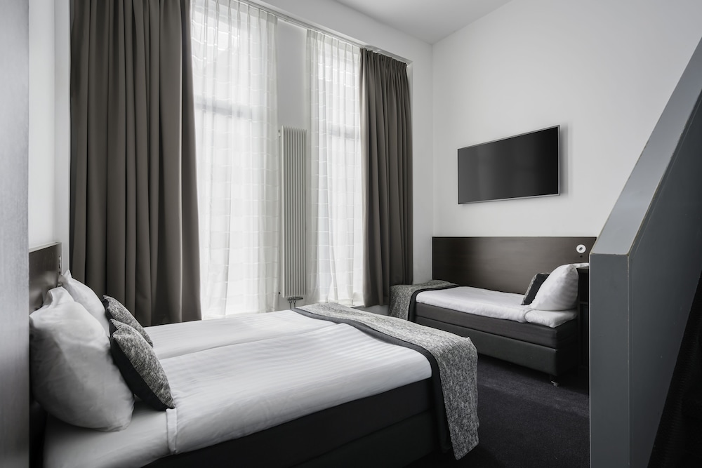 

Palermo - Schiphol - Hotel City Garden Amsterdam