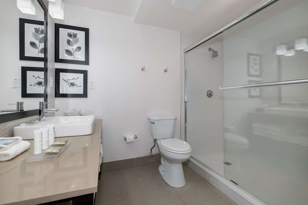 

Roma - Cocoa Beach - Country Inn & Suites by Radisson, Port Canaveral, FL