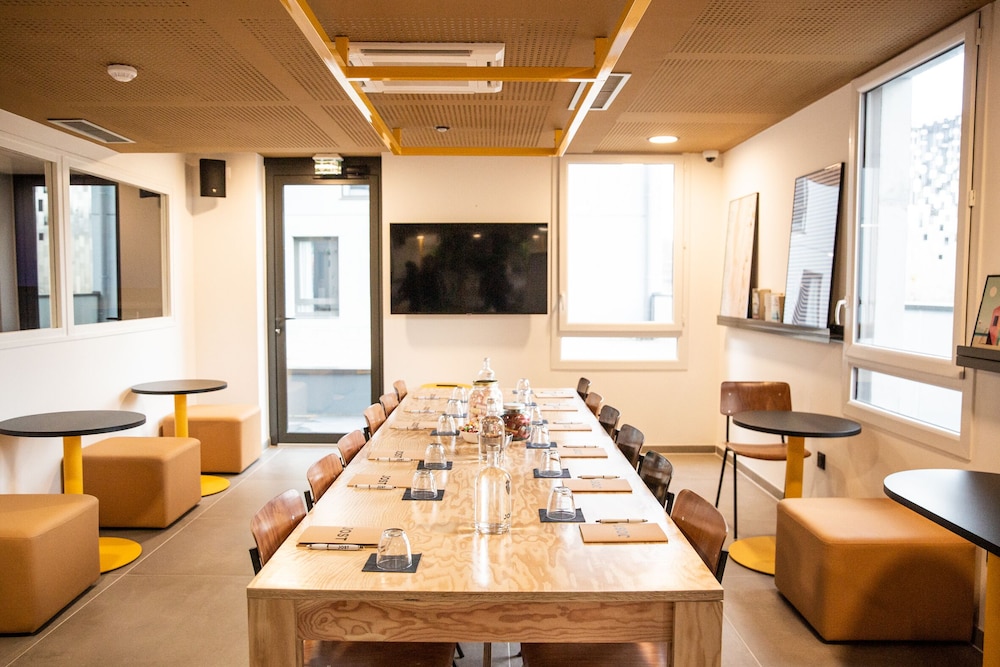 

Milano - Montivilliers - Jost Hotel Le Havre Gare