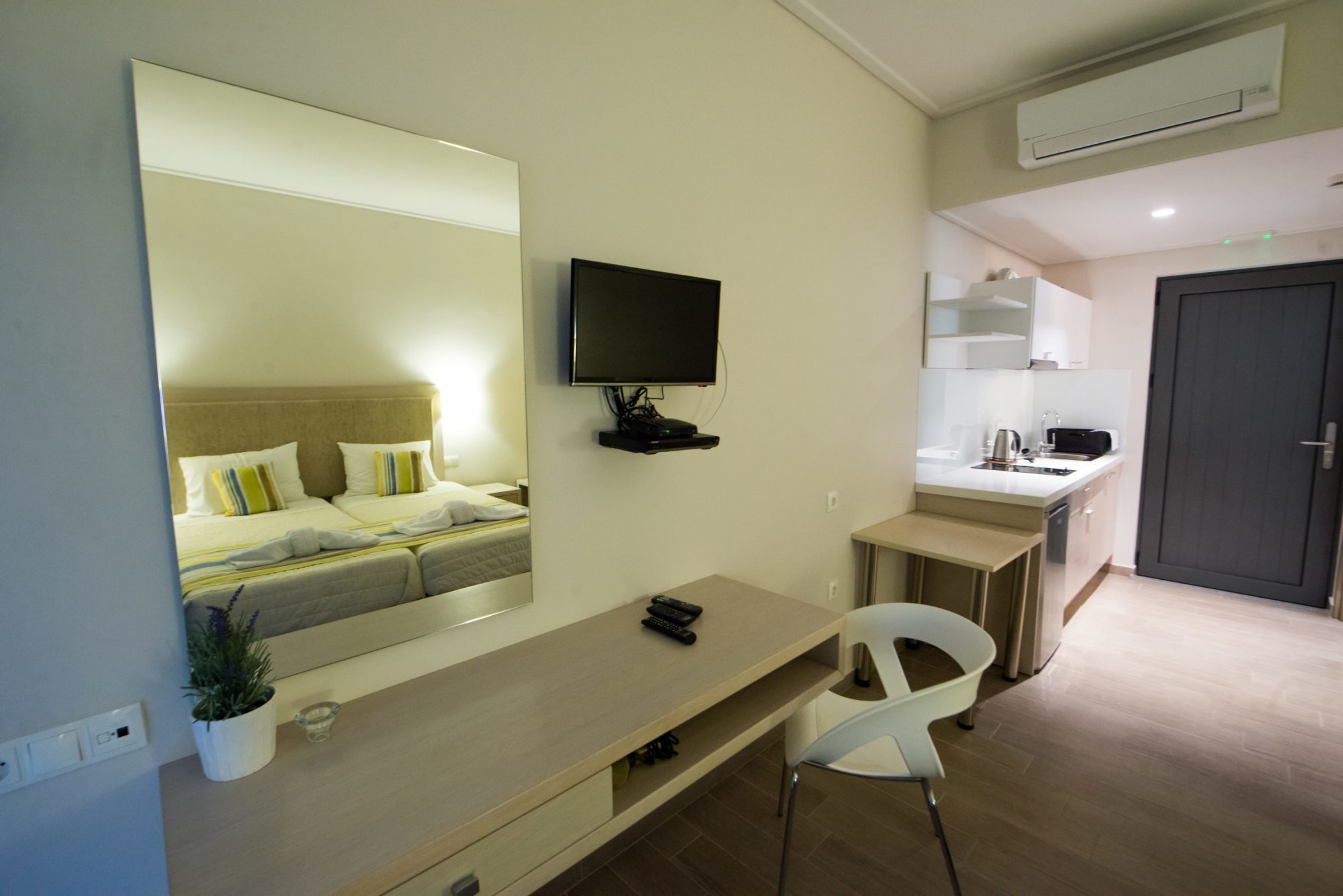 

Milano - Mesongi - Irene Apartments