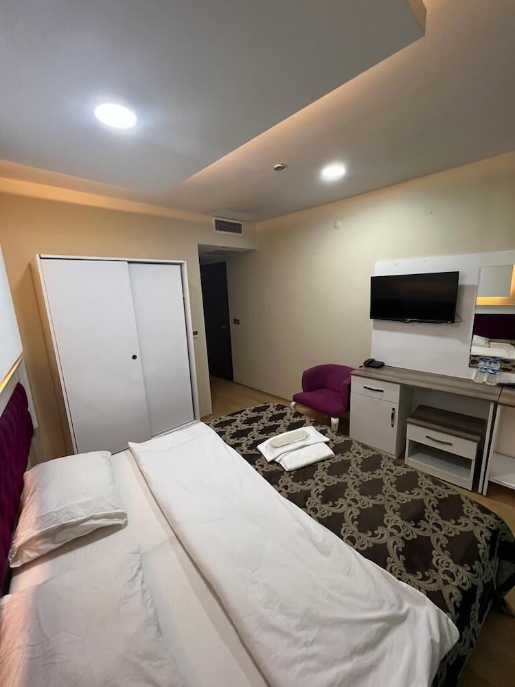 

Milano - Trabzon - Sanli Hotel