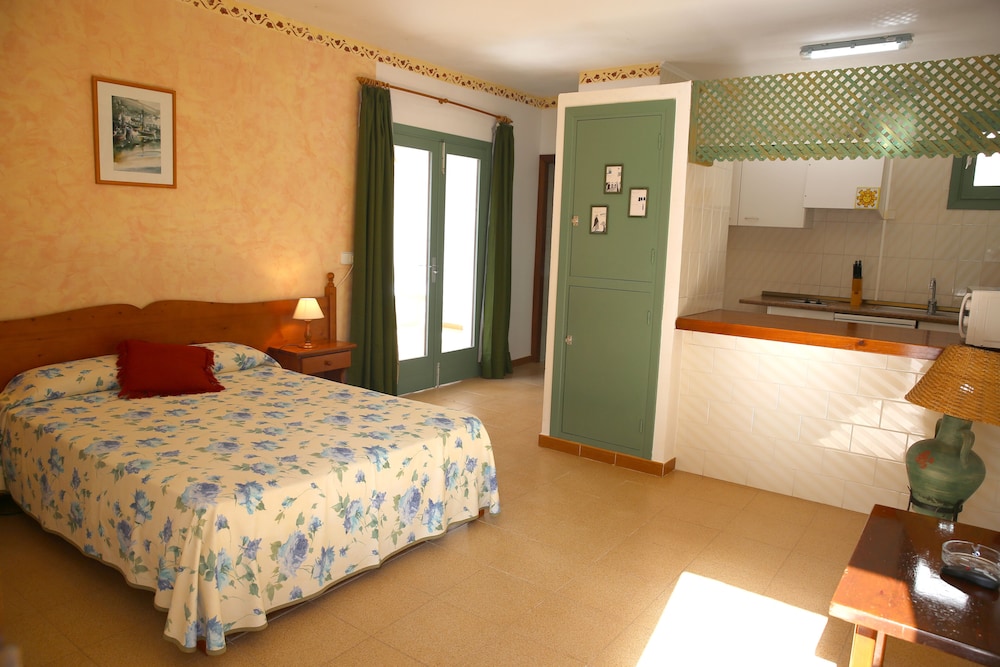 

Bari - Formentera, Isole Baleari - Apartamentos Mar y Sal