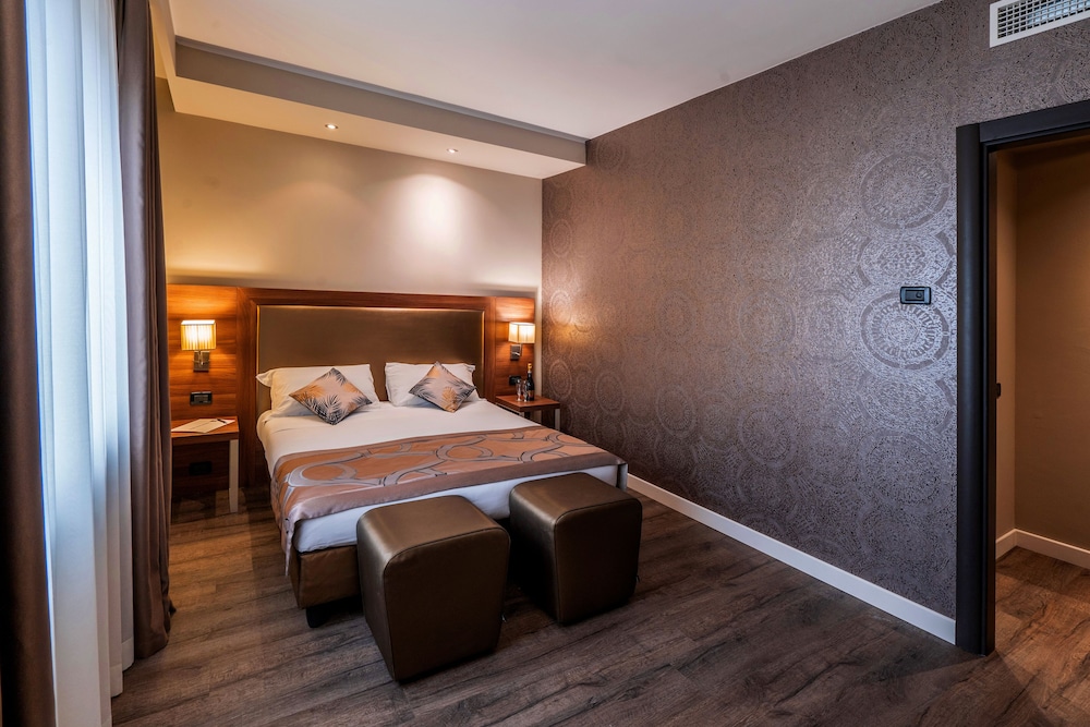 

Palermo - Mestre - Smart Hotel Holiday