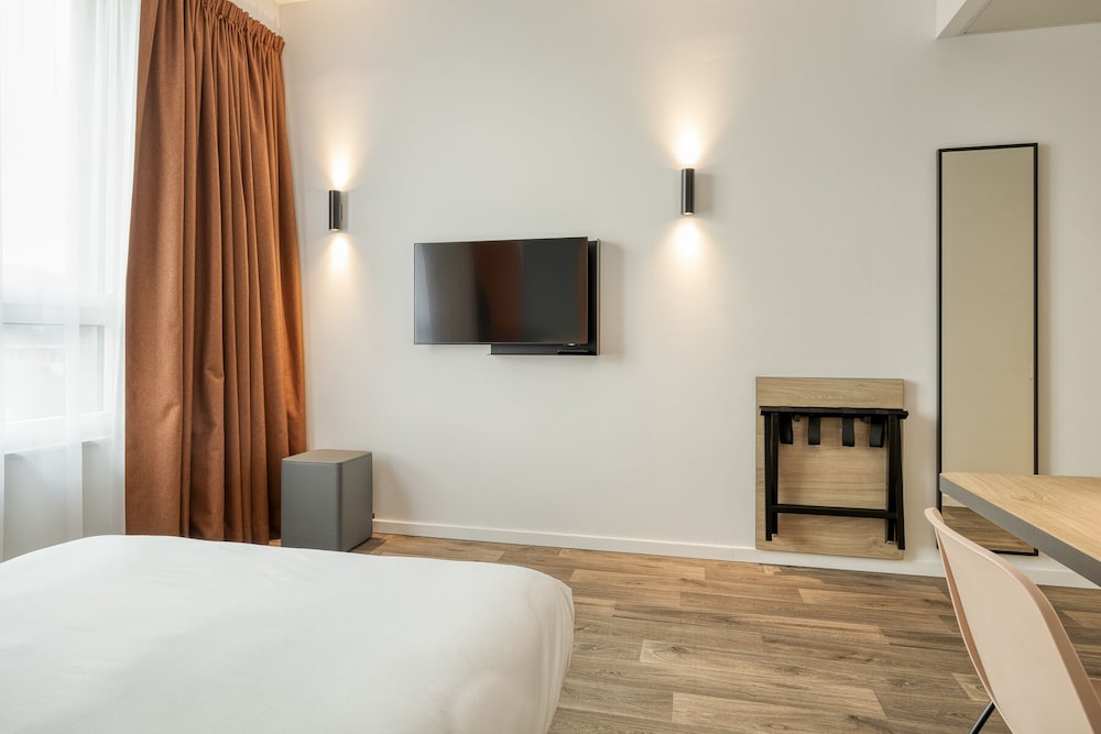 

Roma - Vallonia, Belgio - B&B HOTEL Namur