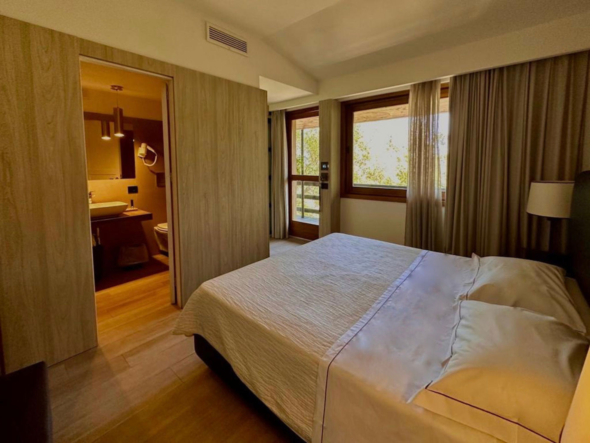 Deluxe double room