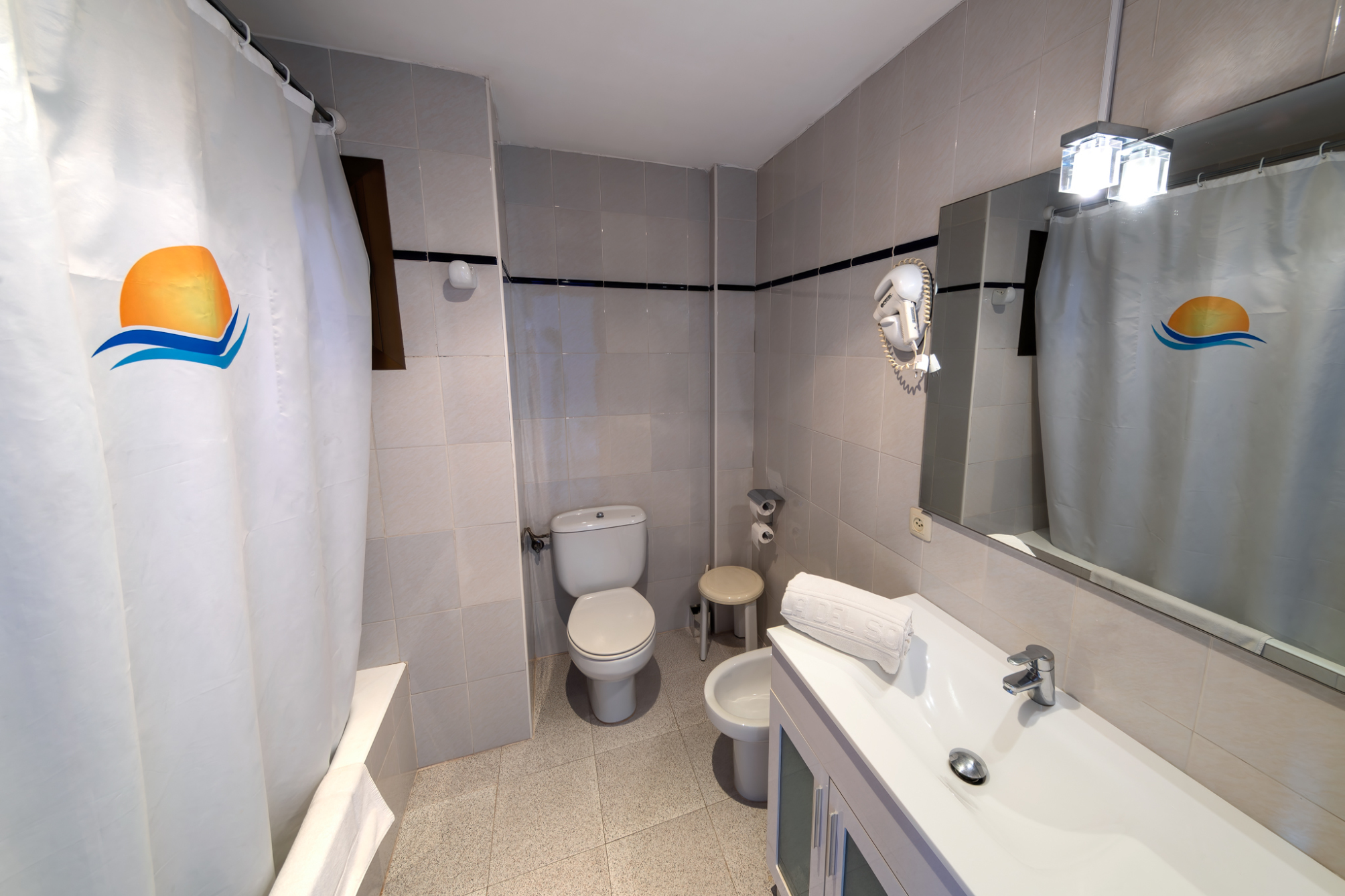 

Venezia - Cala Blava - Apartamentos Isla Del Sol