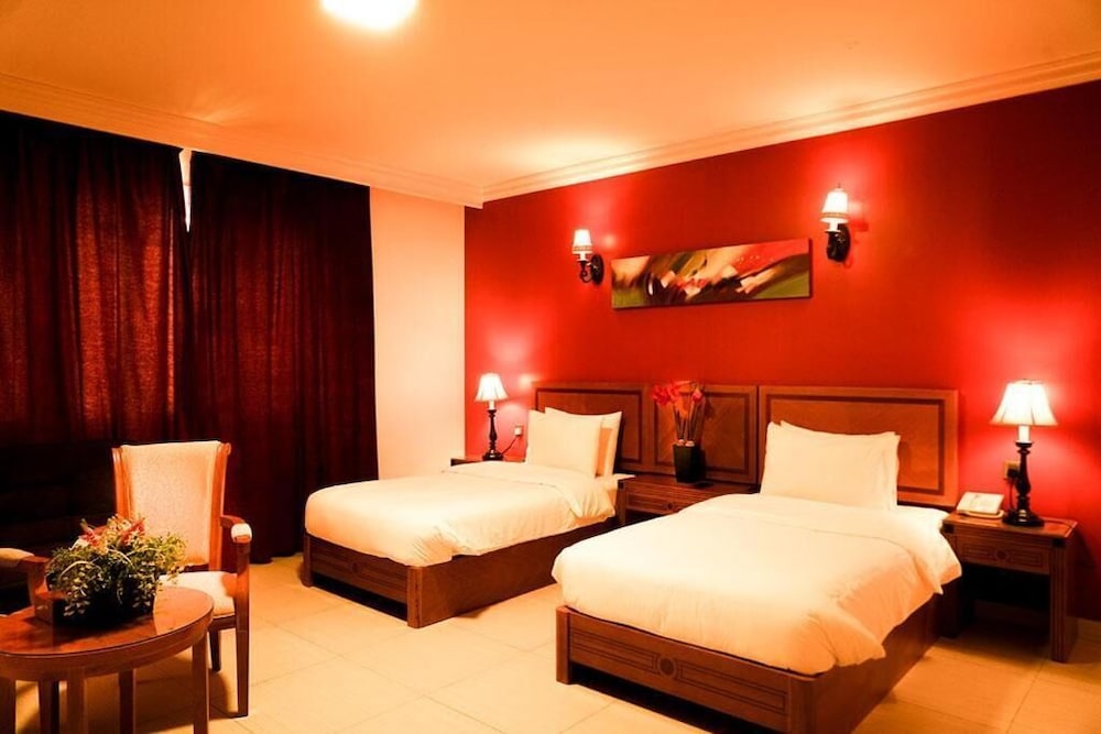 

Roma - Sarūq - Larosa Hotel