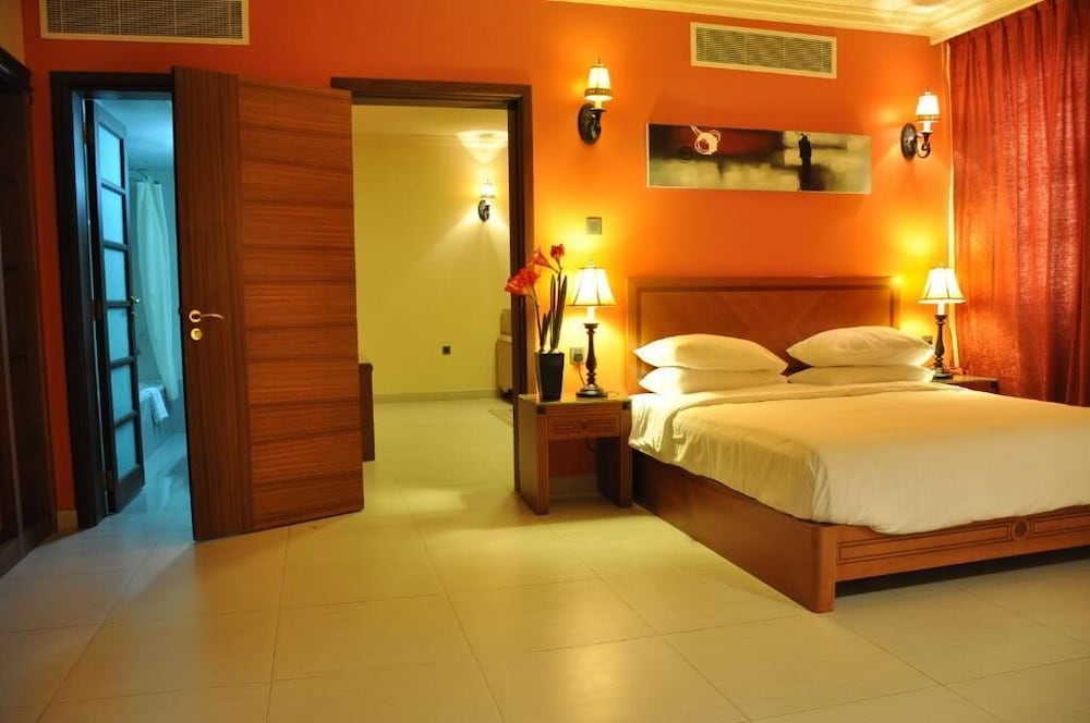 

Roma - Sarūq - Larosa Hotel