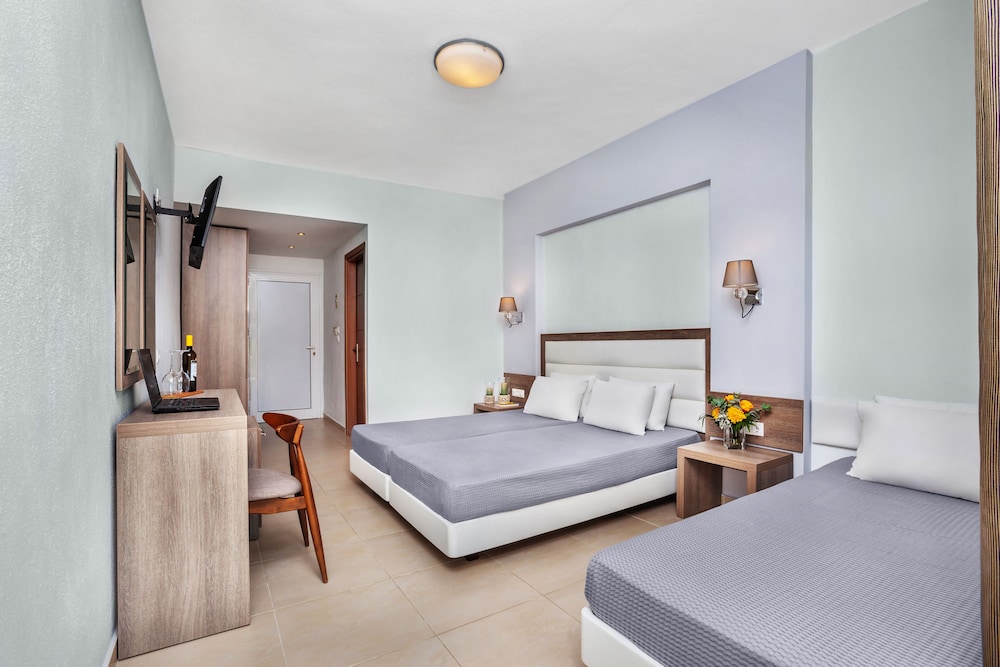 

Verona - Sani Beach - Iris Hotel