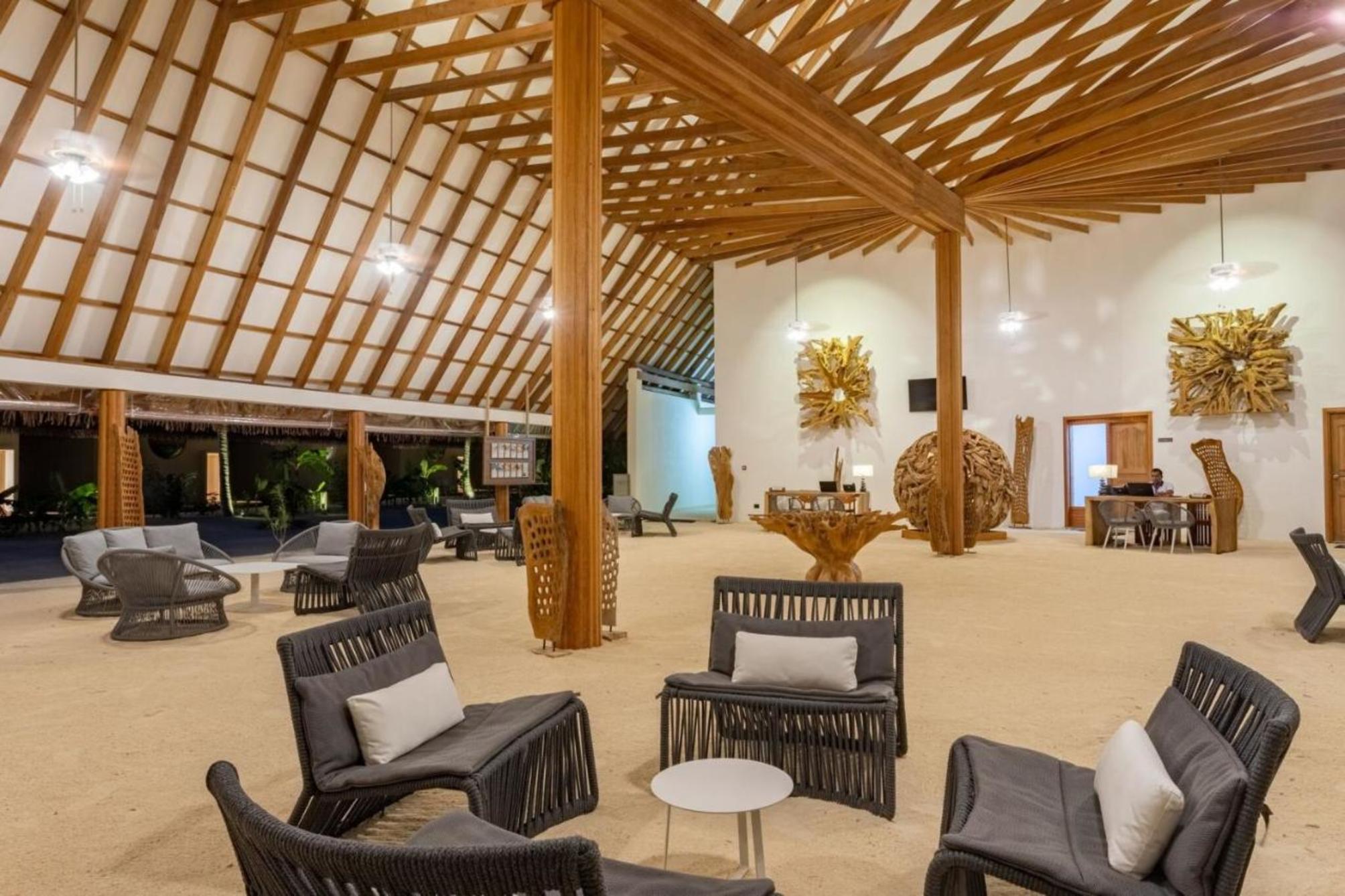 

Roma - Atollo di Vaavu - Felidhoo - Cinnamon Velifushi Maldives