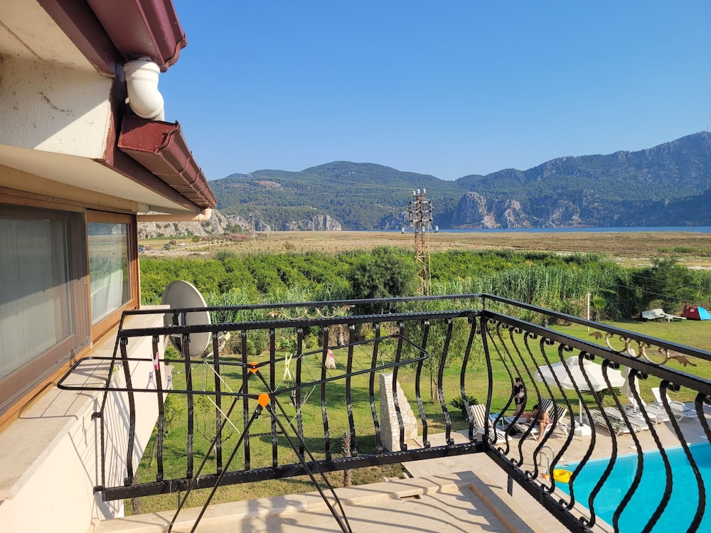 

Bologna - Dalyan - Oasis Apart Hotel