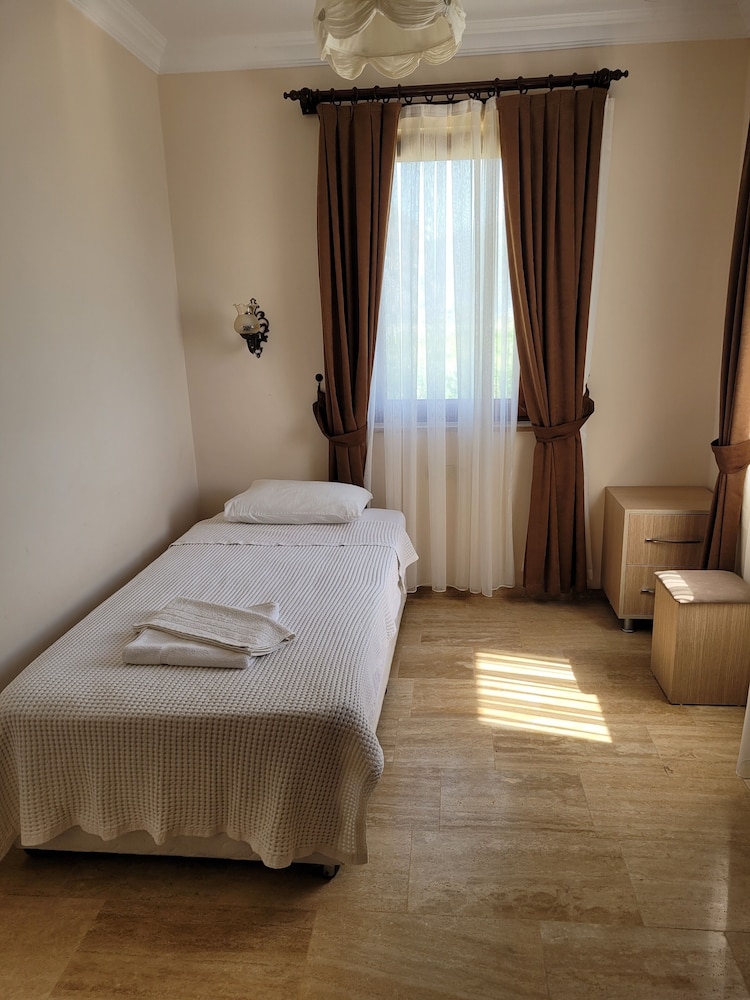 

Roma - Dalyan - Oasis Apart Hotel