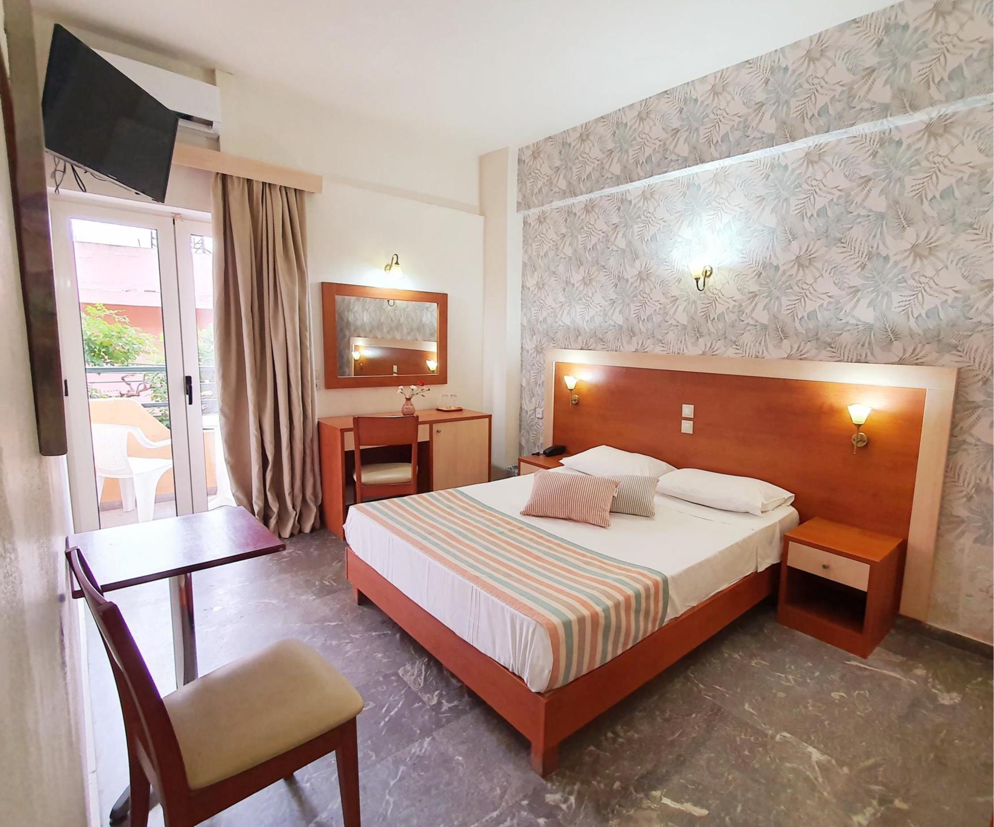 

Bologna - Gournes - Erato Hotel