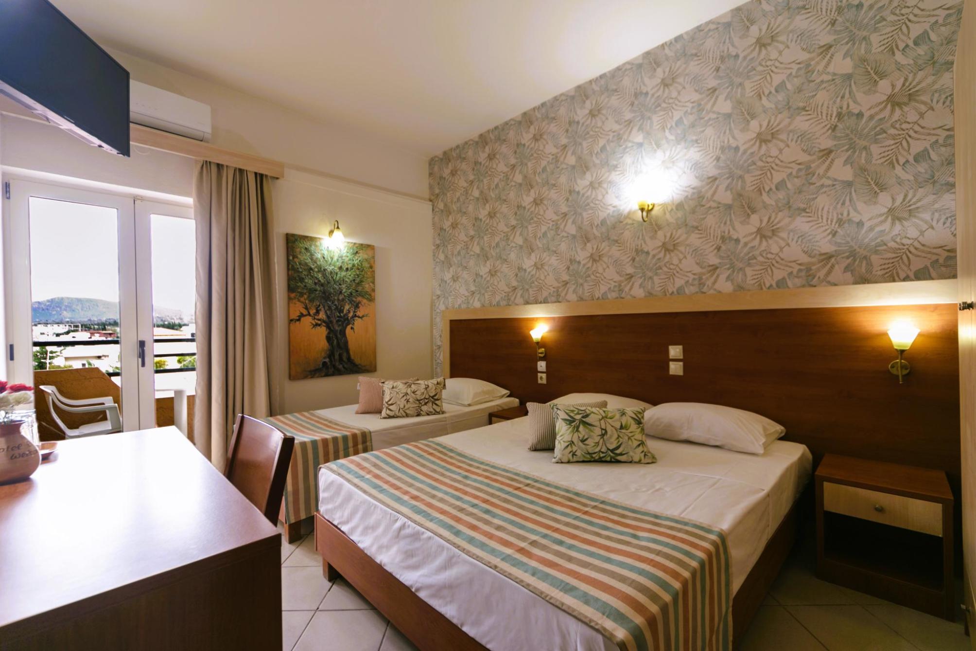

Bologna - Heraklion - Erato Hotel