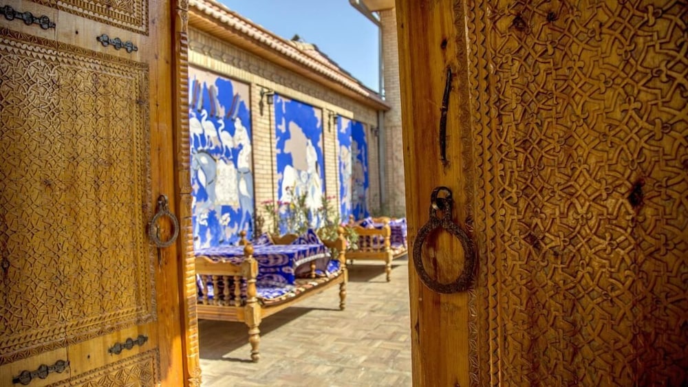 

Bologna - Samarkand - Hotel Caravan Serail