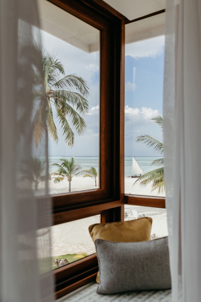 

Verona - Kiwengwa - LUX Marijani Zanzibar