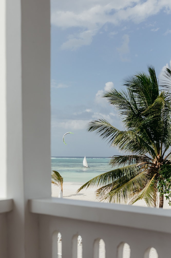 

Verona - Kiwengwa - LUX Marijani Zanzibar