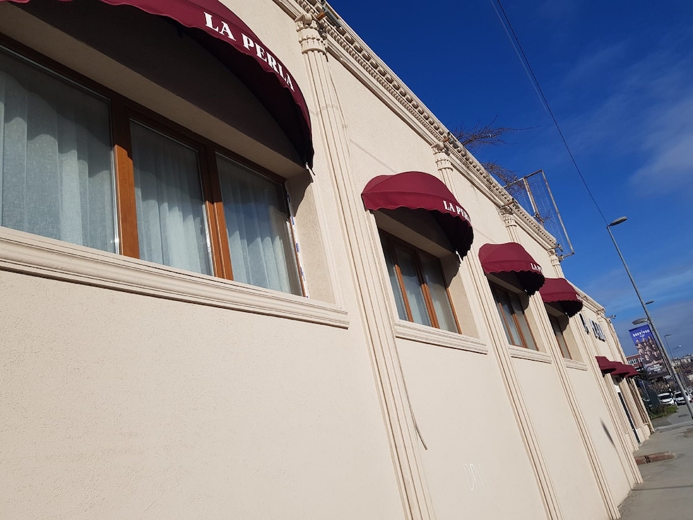 

Bologna - Beylikduzu - La Pearl Konaklama