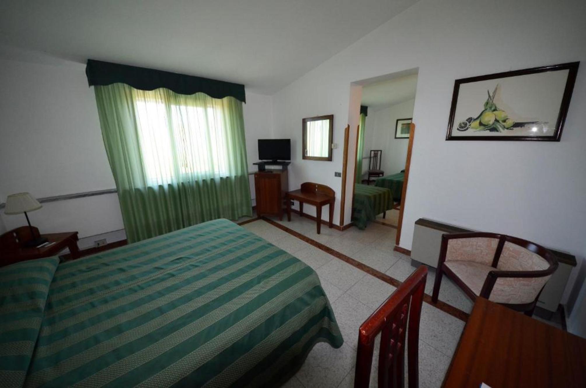 

Pisa - Palermo - Hotel Villa d'Amato