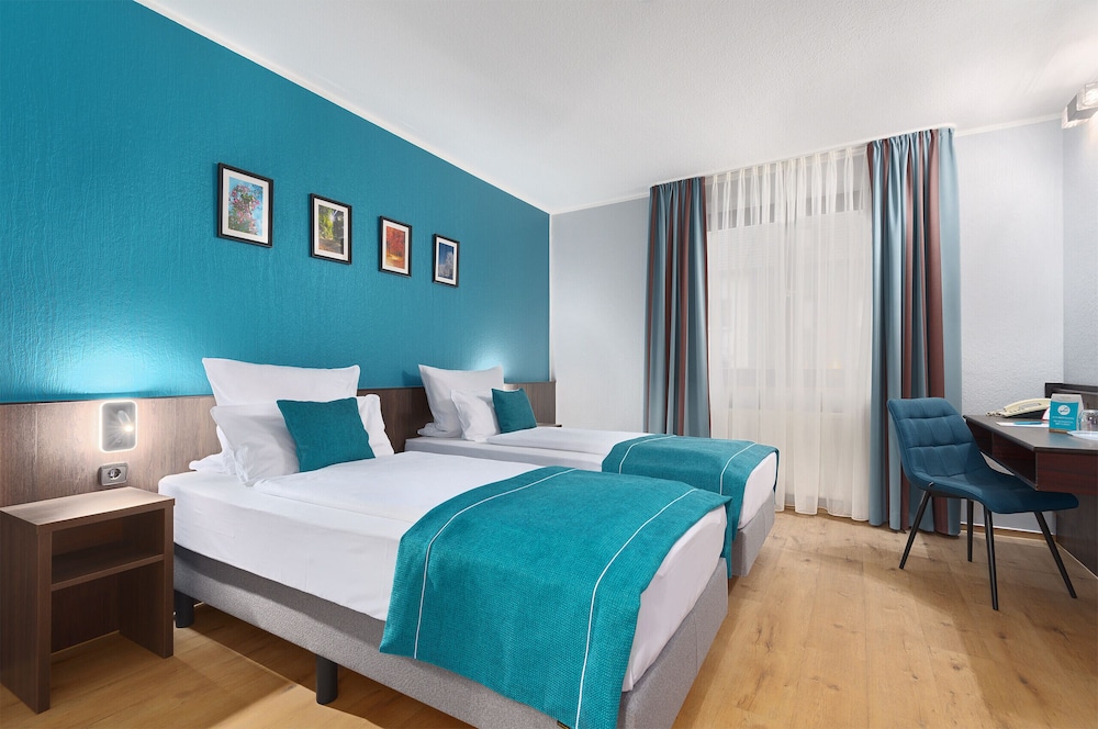 

Catania - Krefeld - Trip Inn Hotel Krefeld