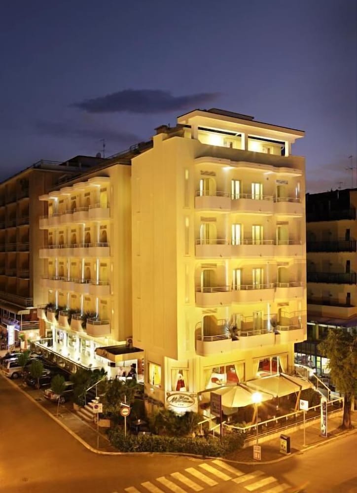 

Milano - Gabicce Mare - Mediterraneo Hotel & Suites