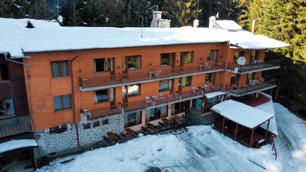 

Milano - Dobrinishte - Ski Hotel Katerina