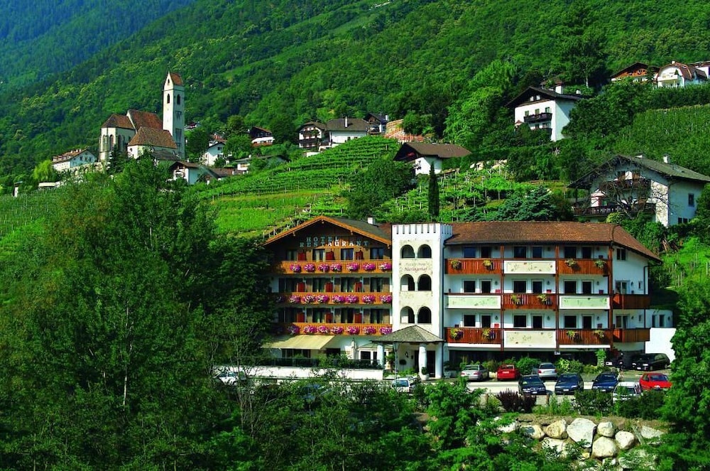 

Catania - Merano - Hotel Marlingerhof