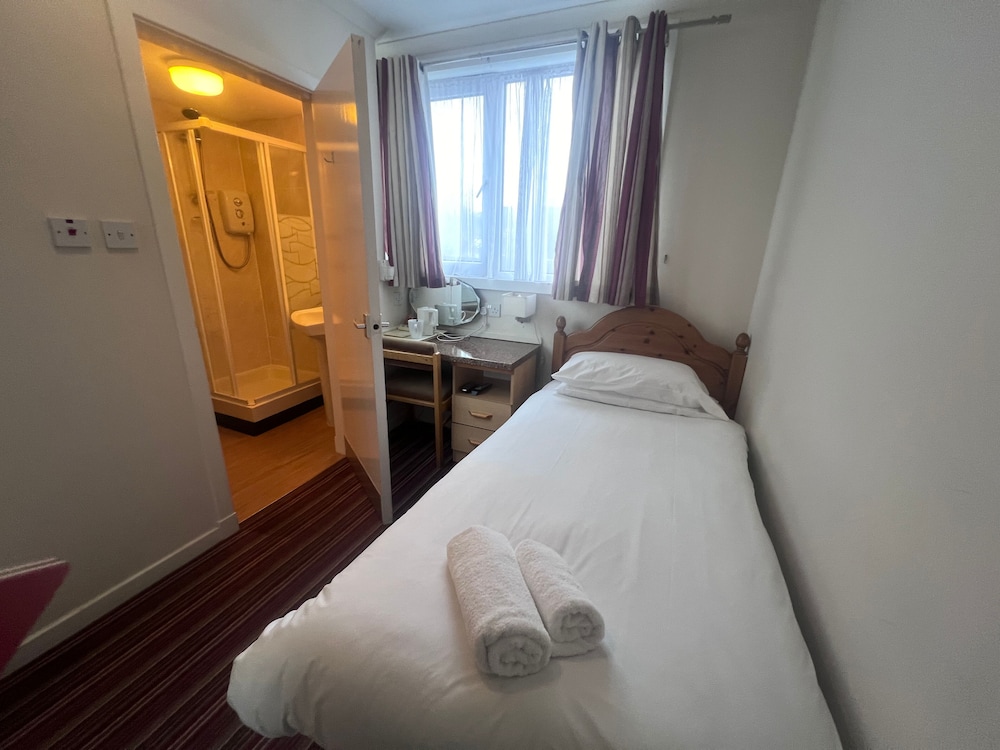 

Roma - Aberdeen - Brig Inn Hotel