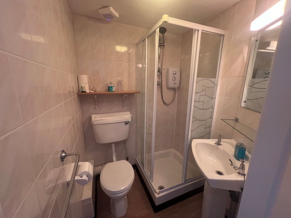 

Roma - Aberdeen - Brig Inn Hotel