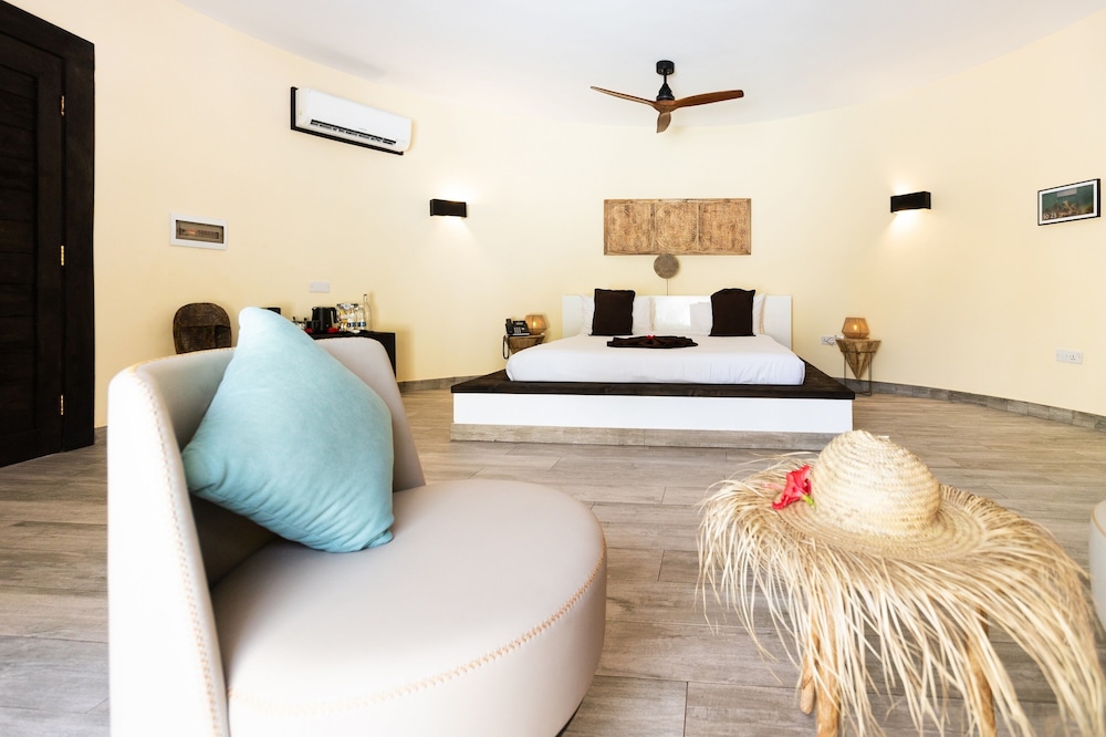 

Milano - Makunduchi - Blue Moon Resort